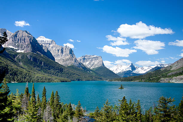 montanhas, parque nacional do glaciar, montana - montana water landscape nature imagens e fotografias de stock