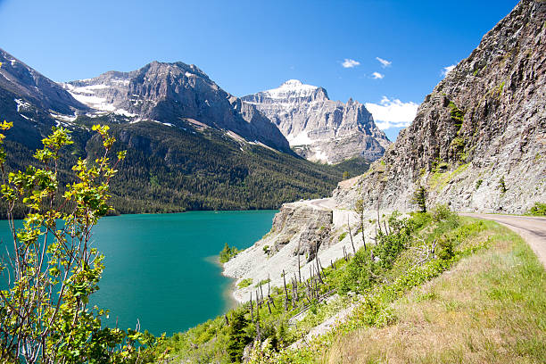 istock Mountains, Glacier National Park, Montana 153501634