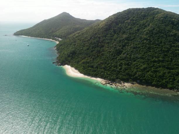 istock Island Aerial View 1535128350