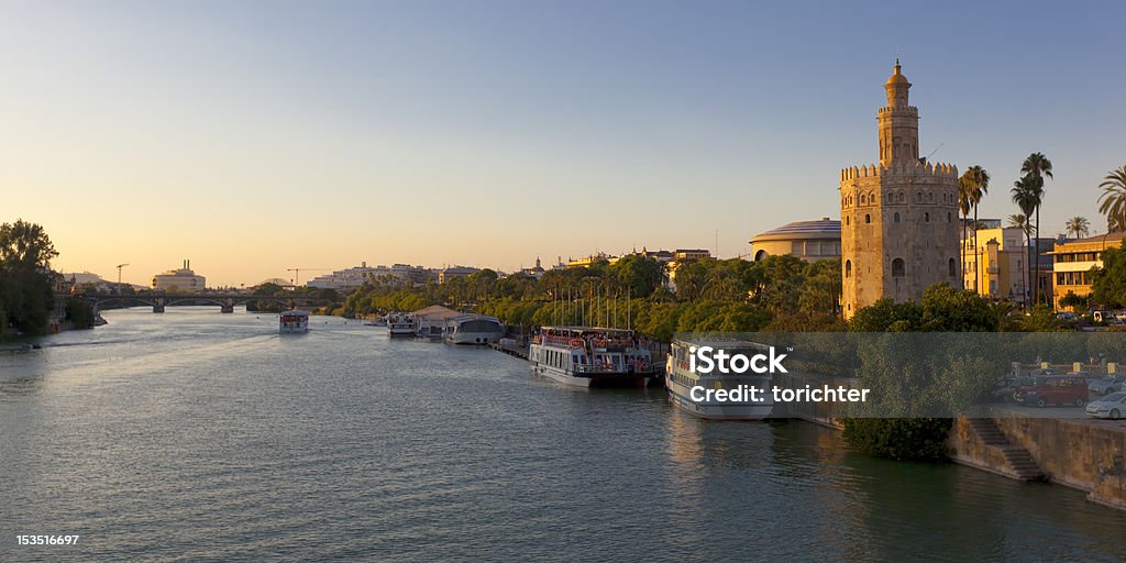 Panorama tramonto di Siviglia, Spagna - Foto stock royalty-free di Acqua