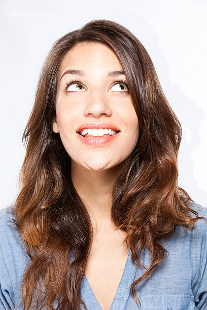 istock Pretty woman looking at corner 153517258