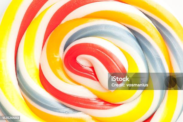 Foto de Um Adorável Lollipop e mais fotos de stock de Alimentação Não-saudável - Alimentação Não-saudável, Amarelo, Açúcar