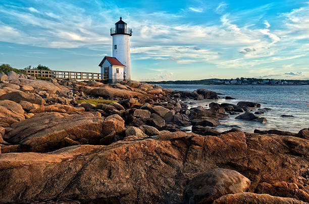 faro di annisquam - cape ann foto e immagini stock