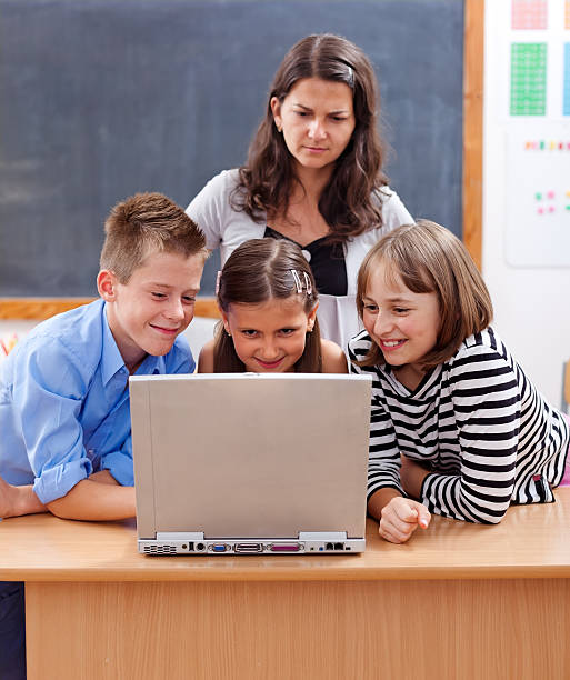 istock Kids surfing the internet 153534960
