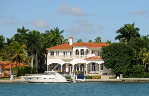 Luxurious waterfront real estate in Miami