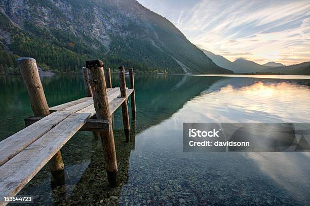 Fase De Desembarque No Lago Heiterwangersee - Fotografias de stock e mais imagens de Bergsee - Mecklenburg-Vorpommern - Bergsee - Mecklenburg-Vorpommern, Estado do Tirol, Alpes Europeus