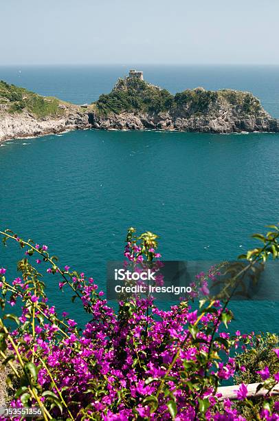 Costiera Amalfitanaemerald Grotta Conca Dei Marini - Fotografie stock e altre immagini di Amalfi