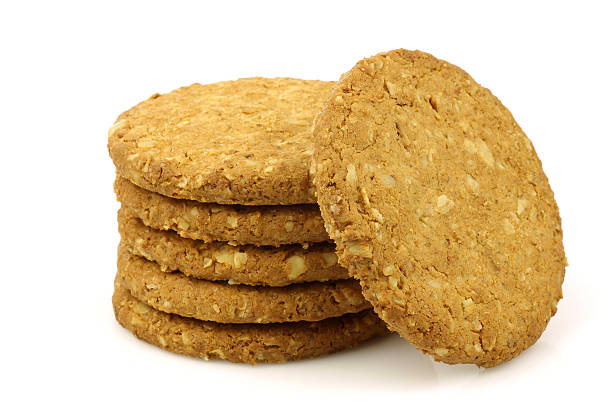 gestapelte wholemeal cookies - dieting cookie food number stock-fotos und bilder