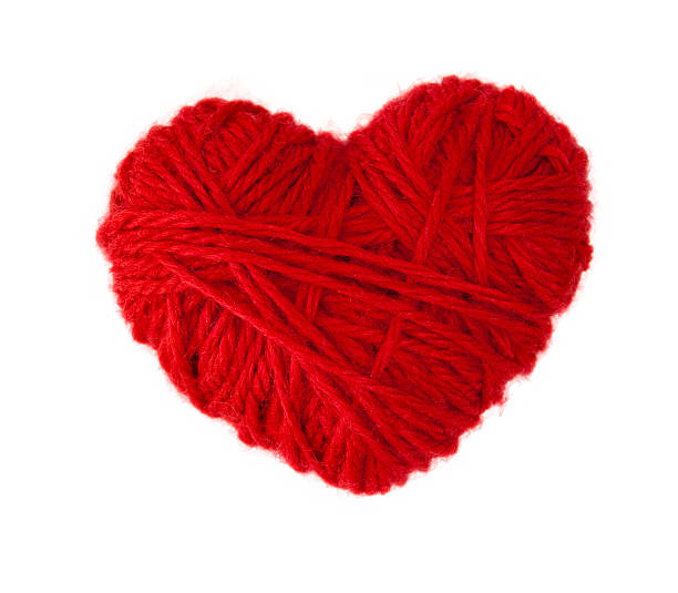coeur rouge en laine - laine photos et images de collection