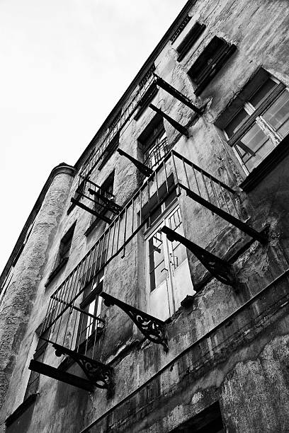 istock old grunge house in lodz centre town 153557742