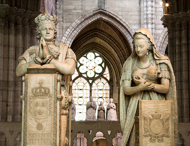 istock Paris -  king Louis XVI and Marie Antoinette 153558734