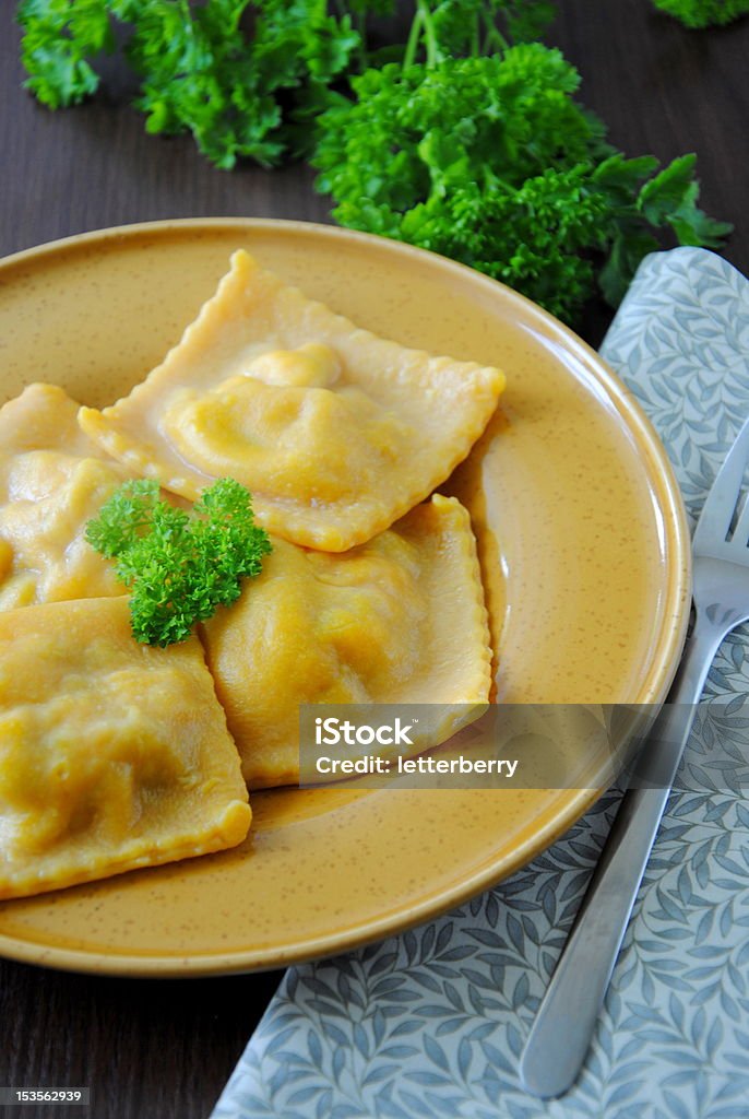 Raviolis au poulet et au brocoli - Photo de Aliment libre de droits