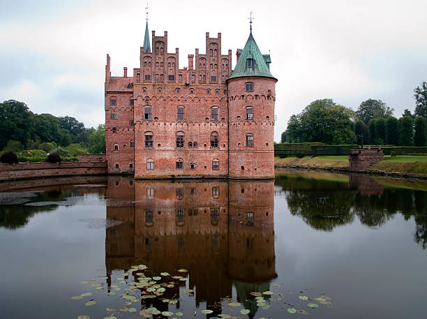 castelo de egeskov - 2503 - fotografias e filmes do acervo