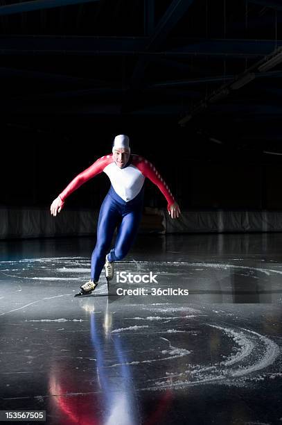 Photo libre de droit de Début De Patinage De Vitesse banque d'images et plus d'images libres de droit de Patinage de vitesse - Patinage de vitesse, Faire la course, Patinage de vitesse sur grande piste