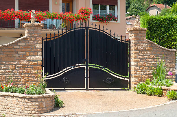 istock Beautiful gate, entrance to a front yard 153567813