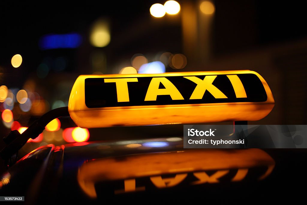 taxi jaune signe - Photo de Taxi jaune libre de droits