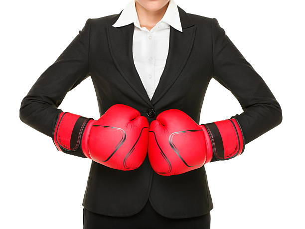 concours prêt-concept d'affaires - women business strength boxing photos et images de collection