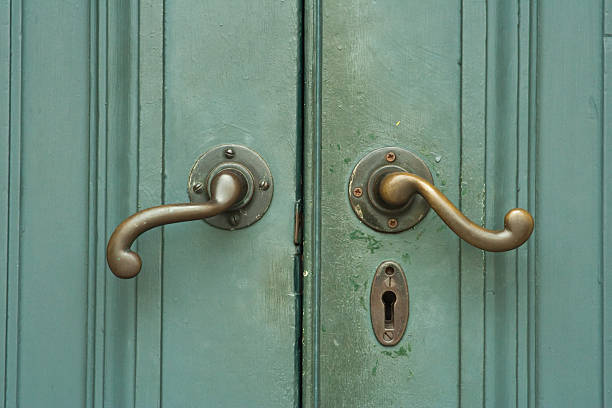 istock Wooden green door 153586963