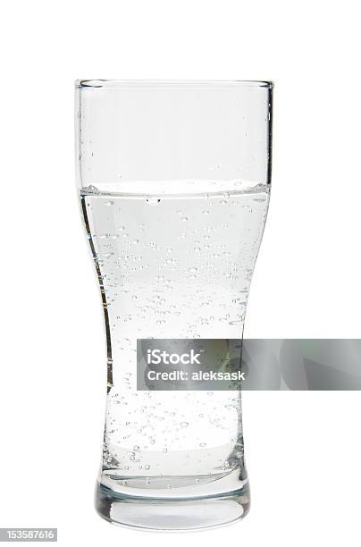 Photo libre de droit de Verre Deau Sur Blanc banque d'images et plus d'images libres de droit de Blanc - Blanc, Boisson, Boisson rafraîchissante