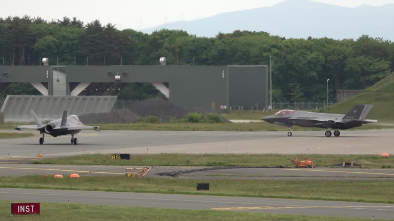 JASDF F-35A taxiing /  Misawa Air Base, Aomori