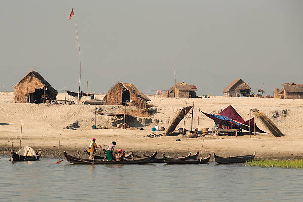 istock Life along Ayeyarwaddy River, Myanmar 153592685