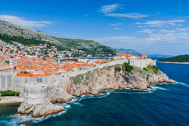 istock Walls surrounding Dubrovnik Old Town 153627830