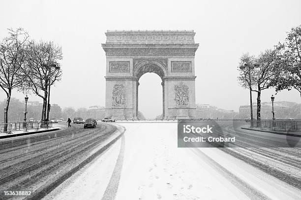 アーチの勝利 - パリのストックフォトや画像を多数ご用意 - パリ, 雪, エリゼ宮