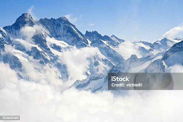Jungfraujoch Alpach Krajobraz Górski - zdjęcia stockowe i więcej obrazów Alpy - Alpy, Bez ludzi, Chmura