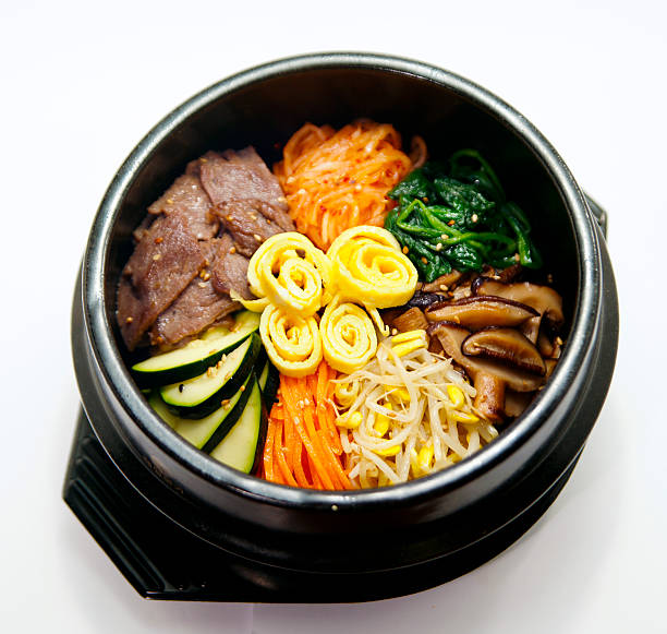 bibim bap, coreano piatto - foto stock