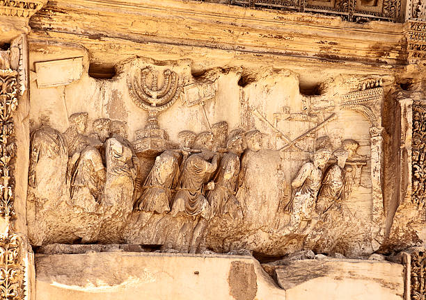 разграбление иерусалим - arch of titus стоковые фото и изображения