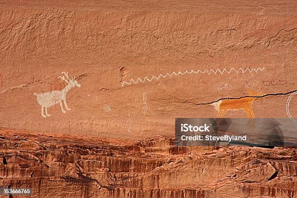 Antica Anasazi E Pictographs Navajo - Fotografie stock e altre immagini di Arizona - Arizona, Nativo d'America, Ambientazione esterna