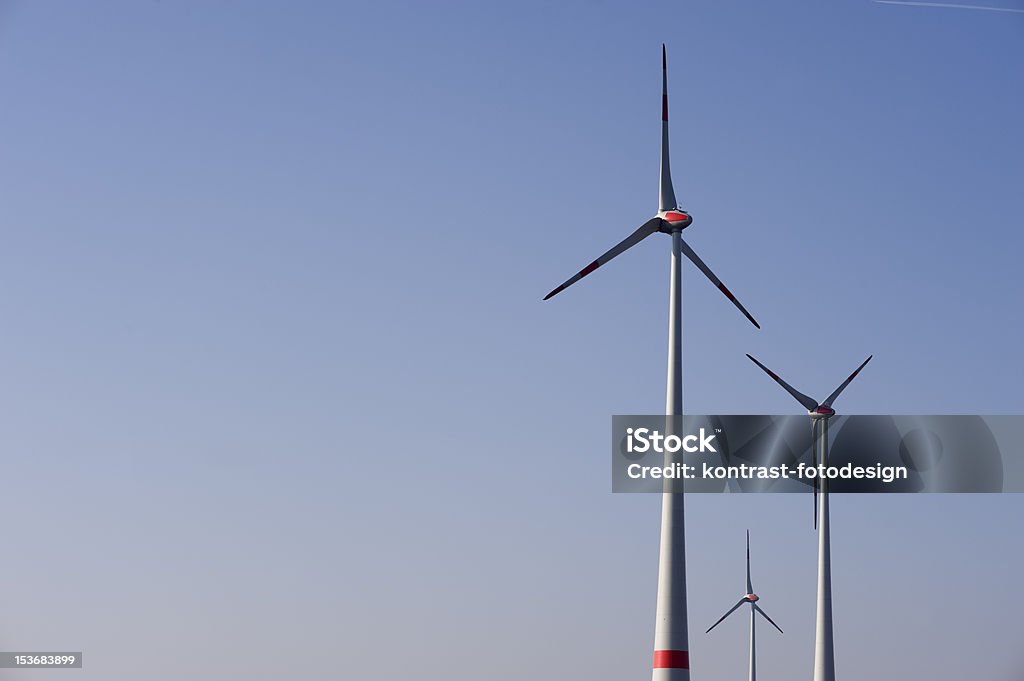 Turbiny wiatrowe - Zbiór zdjęć royalty-free (Bez ludzi)