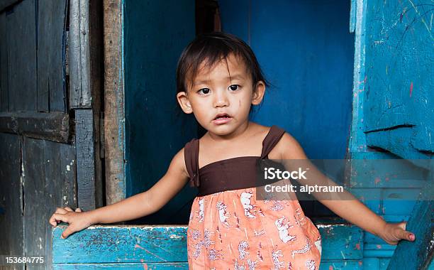 Foto de Garota Jovens Vivem Na Pobreza e mais fotos de stock de Filipinas - Filipinas, Criança, Favela - Área Destituída