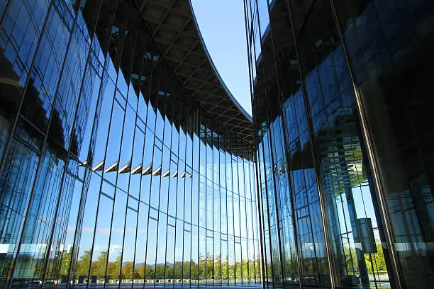 Glass facades between the buildings