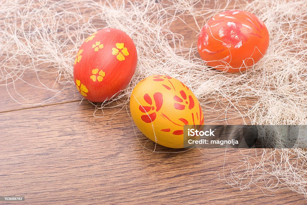 Oeufs de Pâques peint à la main - Photo de En bois libre de droits