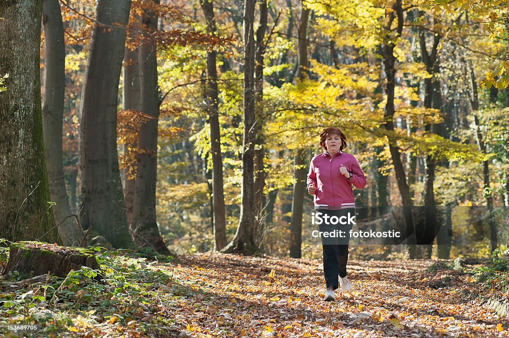 jogging - Zbiór zdjęć royalty-free (Aktywni seniorzy)