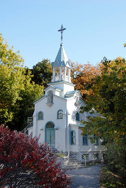 cappella di fratello andré - st joseph oratory foto e immagini stock