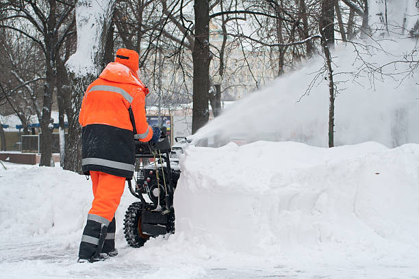 снег удаление - snow cleaning стоковые фото и изображения