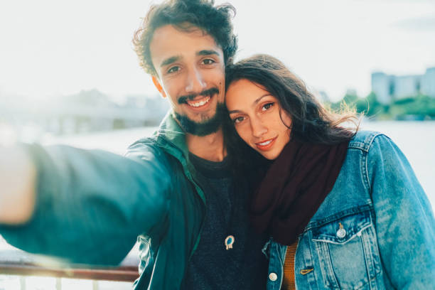 istock Couple enjoying London together 1536955552