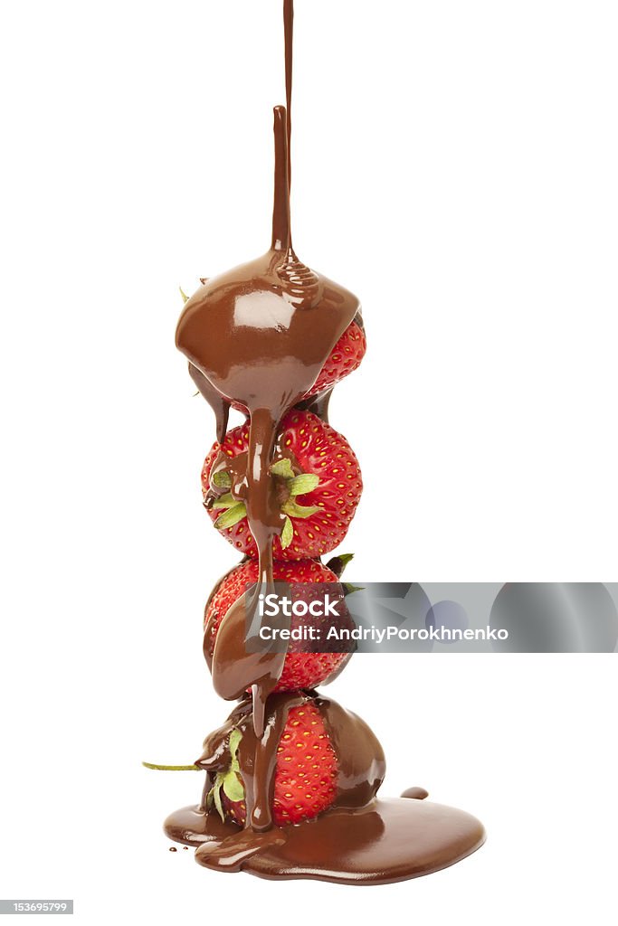 Fragole al cioccolato isolato su bianco - Foto stock royalty-free di Alimentazione sana