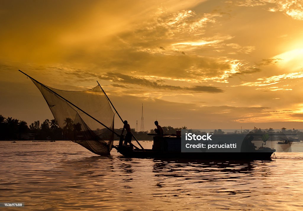Alba sul fiume Mekong - Foto stock royalty-free di Acqua
