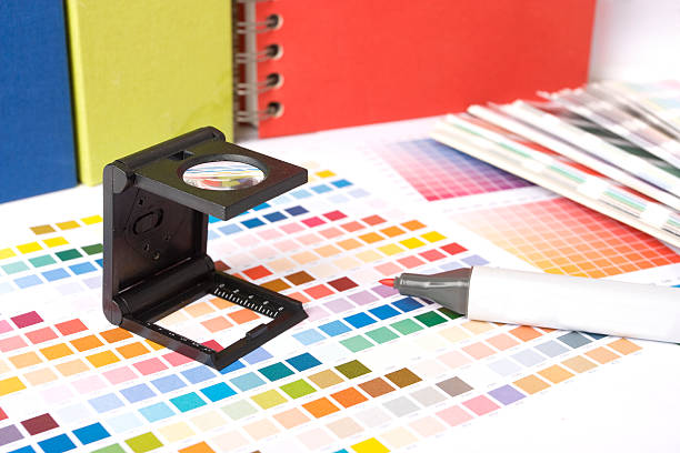 색상 견본 및 마커 펜을 - color swatch book printing press color image 뉴스 사진 이미지