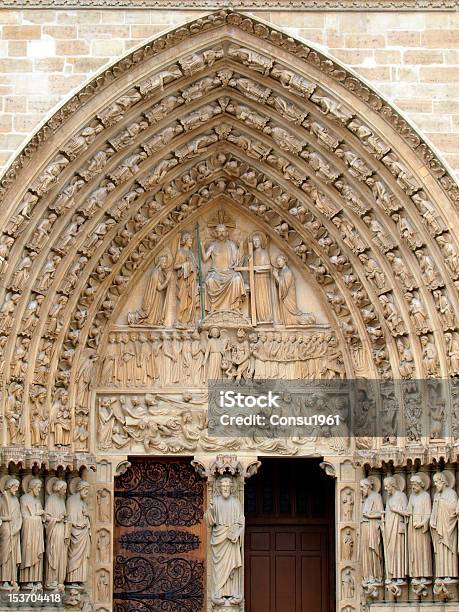 Notre Dame Foto de stock y más banco de imágenes de Apóstol - Apóstol, Arte, Arte y artesanía