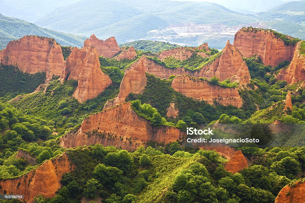 Las Medulas panoramicznym. Prowincja Leon, Hiszpania - Zbiór zdjęć royalty-free (Rdzeń pnia)
