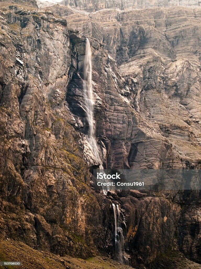 Gavarnie la cascada - Foto de stock de Agua libre de derechos