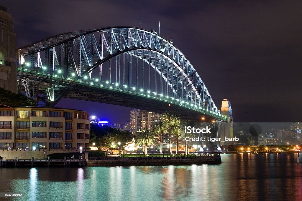 Sydney Harbour Bridge à noite - Foto de stock de Arquitetura royalty-free