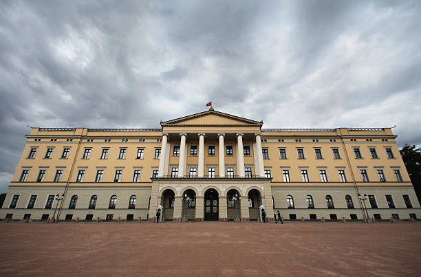 istock Oslo Royal Palace 153710505