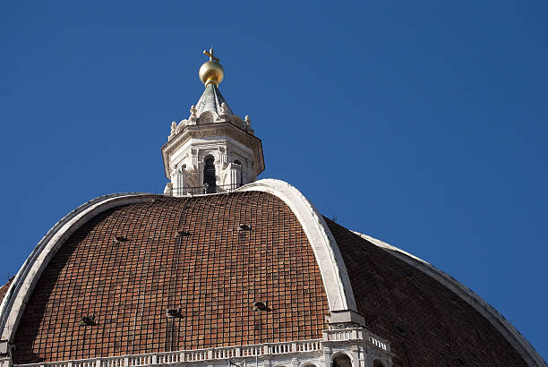 istock Dome of Florence 153710719