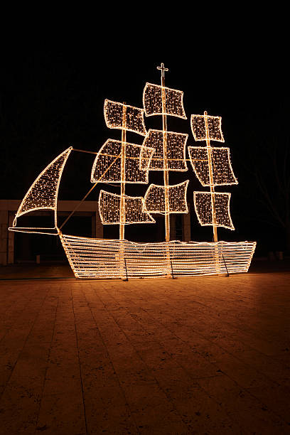 クリスマスの夜の船 ストックフォト