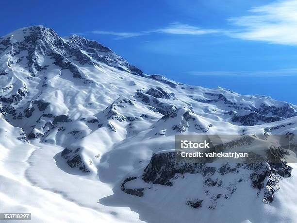 Photo libre de droit de La Snow Mountain Montagnes banque d'images et plus d'images libres de droit de Alpes européennes - Alpes européennes, Asie, Beauté de la nature